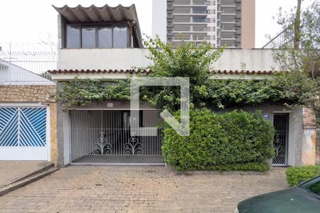 Casa à venda com 300m², 3 quartos e 2 vagasFachada