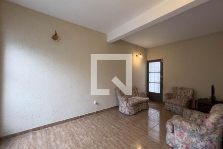 Casa à venda com 300m², 3 quartos e 2 vagasVaranda