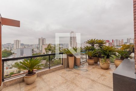 Apartamento à venda com 300m², 3 quartos e 5 vagas Apartamento à venda com 300m², 3 quartos e 5 vagasÁrea externa