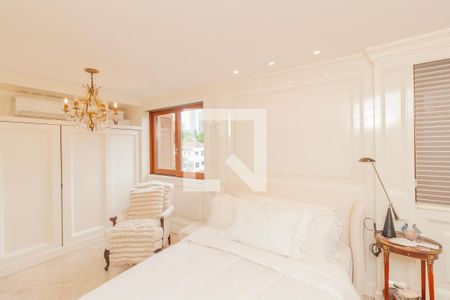 Apartamento à venda com 300m², 3 quartos e 5 vagas Apartamento à venda com 300m², 3 quartos e 5 vagasQuarto 2