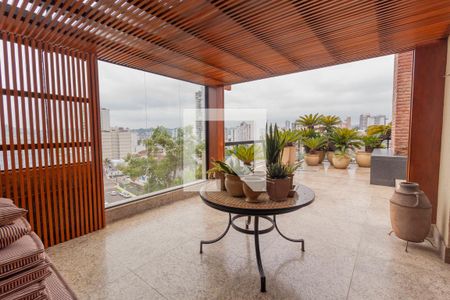 Apartamento à venda com 300m², 3 quartos e 5 vagas Apartamento à venda com 300m², 3 quartos e 5 vagasÁrea externa