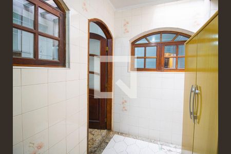 Casa à venda com 73m², 2 quartos e 1 vagaÁrea de Serviço