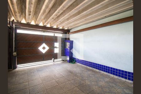 Casa à venda com 73m², 2 quartos e 1 vagaGaragem