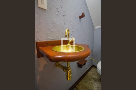 Casa à venda com 73m², 2 quartos e 1 vagaLavabo