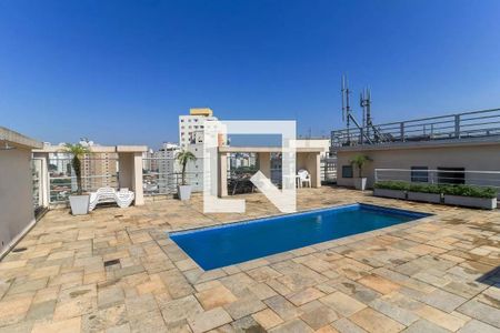 Studio à venda com 27m², 1 quarto e 1 vaga Studio à venda com 27m², 1 quarto e 1 vagaPiscina