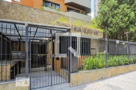 Apartamento à venda com 180m², 4 quartos e 3 vagasEntrada