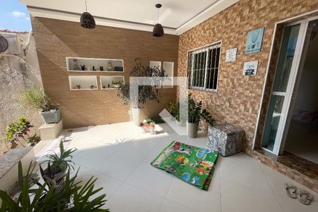 Casa para alugar com 250m², 3 quartos e sem vagaVaranda