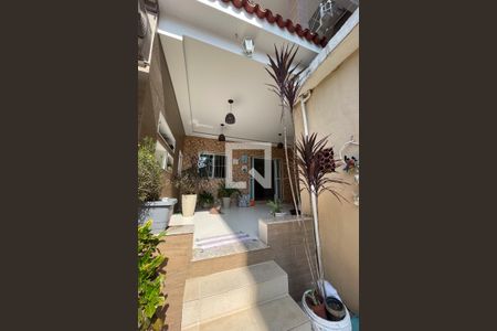 Casa para alugar com 250m², 3 quartos e sem vagaVaranda