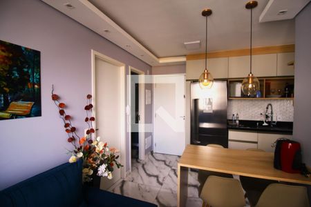 Sala de apartamento para alugar com 2 quartos, 34m² em Jardim Taquaral, São Paulo