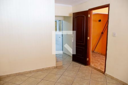 sala de casa para alugar com 3 quartos, 92m² em Metalúrgicos, Osasco