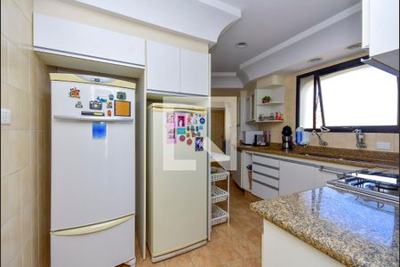 Apartamento à venda com 199m², 3 quartos e 3 vagas Apartamento à venda com 199m², 3 quartos e 3 vagasCozinha