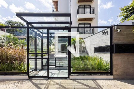 Apartamento à venda com 199m², 3 quartos e 3 vagas Apartamento à venda com 199m², 3 quartos e 3 vagasFachada