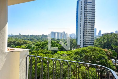 Apartamento à venda com 199m², 3 quartos e 3 vagas Apartamento à venda com 199m², 3 quartos e 3 vagasVaranda Quarto 3