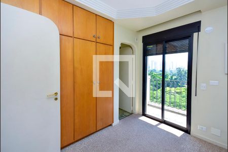 Apartamento à venda com 199m², 3 quartos e 3 vagas Apartamento à venda com 199m², 3 quartos e 3 vagasQuarto 3