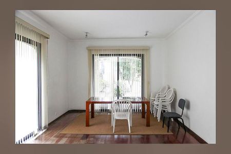 Apartamento à venda com 199m², 3 quartos e 3 vagas Apartamento à venda com 199m², 3 quartos e 3 vagasÁrea comum