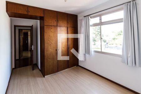 Quarto 2 - Armários de apartamento para alugar com 2 quartos, 70m² em Alto da Glória, Curitiba
