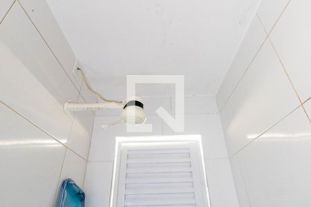 Casa de condomínio para alugar com 200m², 5 quartos e 1 vaga Casa de condomínio para alugar com 200m², 5 quartos e 1 vagaBanheiro de Serviço