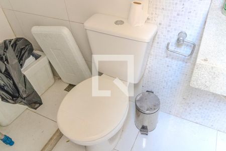 Casa de condomínio para alugar com 200m², 5 quartos e 1 vaga Casa de condomínio para alugar com 200m², 5 quartos e 1 vagaBanheiro de Serviço