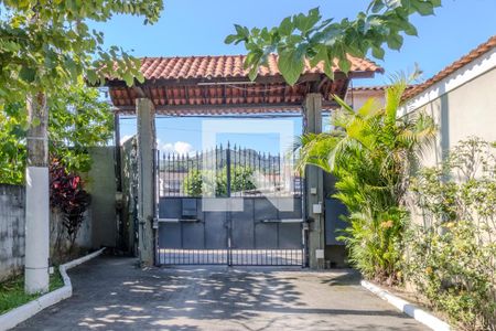 Casa de condomínio para alugar com 200m², 5 quartos e 1 vaga Casa de condomínio para alugar com 200m², 5 quartos e 1 vagaFachada e portaria