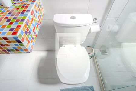 Casa de condomínio para alugar com 200m², 5 quartos e 1 vaga Casa de condomínio para alugar com 200m², 5 quartos e 1 vagaBanheiro do 2° andar