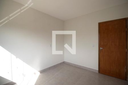 Quarto 2 de apartamento para alugar com 2 quartos, 53m² em Residencial Rio Jordão, Goiânia