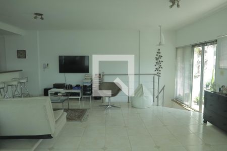 Sala de apartamento à venda com 3 quartos, 123m² em Chácara Inglesa, São Paulo