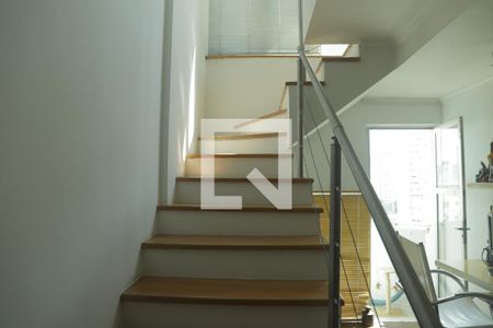 Apartamento à venda com 123m², 3 quartos e 2 vagasEscada