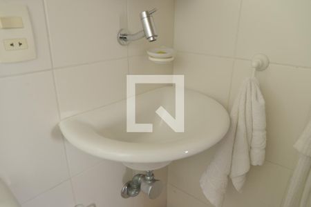 Apartamento à venda com 123m², 3 quartos e 2 vagasBanheiro Social