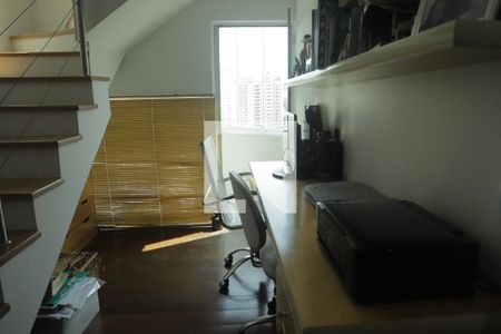 Apartamento à venda com 123m², 3 quartos e 2 vagasEscritório