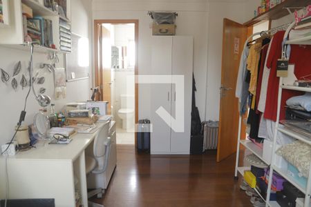 Apartamento à venda com 123m², 3 quartos e 2 vagasSuíte 2