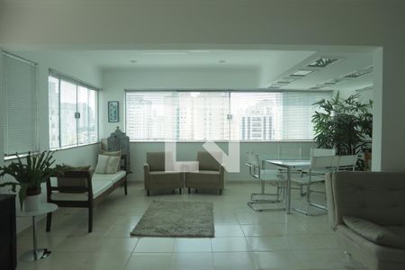 Sala de apartamento à venda com 3 quartos, 123m² em Chácara Inglesa, São Paulo