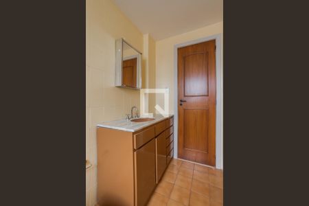 Apartamento à venda com 118m², 3 quartos e 1 vaga Apartamento à venda com 118m², 3 quartos e 1 vagaBanheiro Social