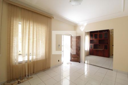 Sala 1 de casa para alugar com 5 quartos, 640m² em Tabajaras, Uberlândia