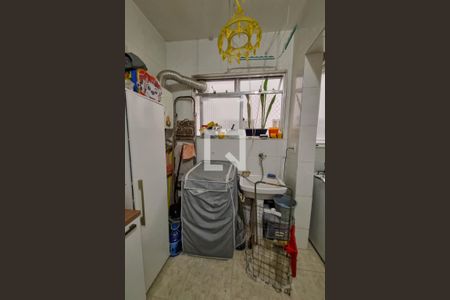 Apartamento à venda com 68m², 3 quartos e 1 vagaÁrea de Serviço