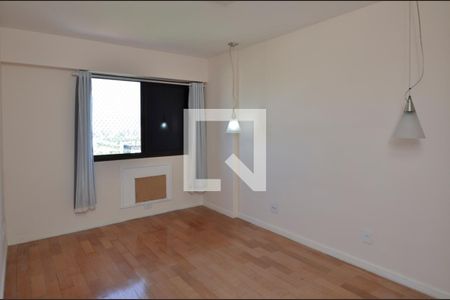 Apartamento para alugar com 82m², 2 quartos e 2 vagas Apartamento para alugar com 82m², 2 quartos e 2 vagasQuarto 2