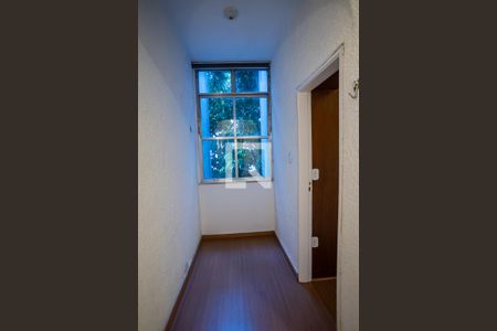 Sala corredor  de apartamento para alugar com 2 quartos, 67m² em Botafogo, Rio de Janeiro