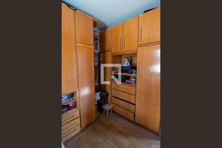 Quarto 2 - Armários de apartamento para alugar com 2 quartos, 54m² em Jardim Ouro Preto, São Paulo
