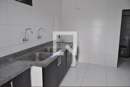 Casa à venda com 500m², 5 quartos e 5 vagasCozinha