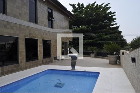 Casa à venda com 500m², 5 quartos e 5 vagasPiscina