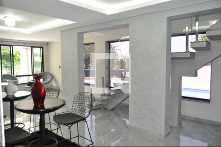 Casa à venda com 500m², 5 quartos e 5 vagasSala