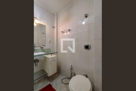 Apartamento para alugar com 109m², 3 quartos e 1 vaga Apartamento para alugar com 109m², 3 quartos e 1 vagaBanheiro Corredor