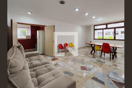 Apartamento para alugar com 109m², 3 quartos e 1 vaga Apartamento para alugar com 109m², 3 quartos e 1 vagaÁrea comum - Salão de festas