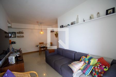 Sala de apartamento à venda com 3 quartos, 80m² em Recreio dos Bandeirantes, Rio de Janeiro