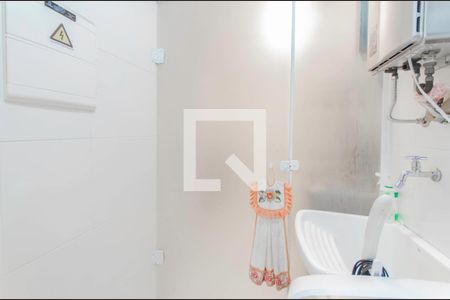 Apartamento à venda com 65m², 2 quartos e 1 vagaÁrea de Serviço