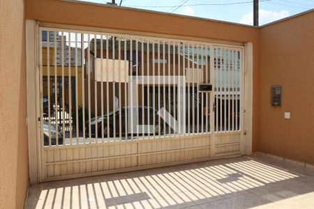 Casa à venda com 105m², 2 quartos e 2 vagasÁrea externa 