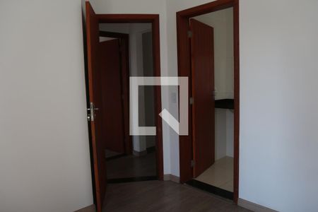 Casa à venda com 105m², 2 quartos e 2 vagasSuíte 2