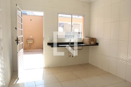 Casa à venda com 105m², 2 quartos e 2 vagasCozinha