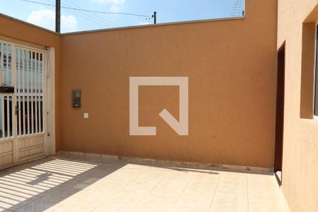Casa à venda com 105m², 2 quartos e 2 vagasÁrea externa 