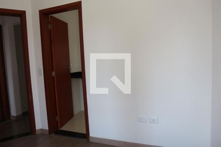 Casa à venda com 105m², 2 quartos e 2 vagasSuíte 2