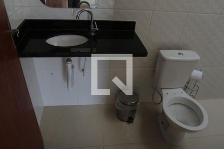 Casa à venda com 105m², 2 quartos e 2 vagasBanheiro da Suíte 2